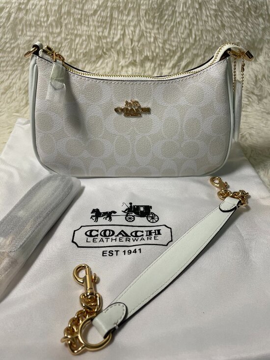 Coach Handbags - Coach Teri Shoulder Bag In Signature Canvas